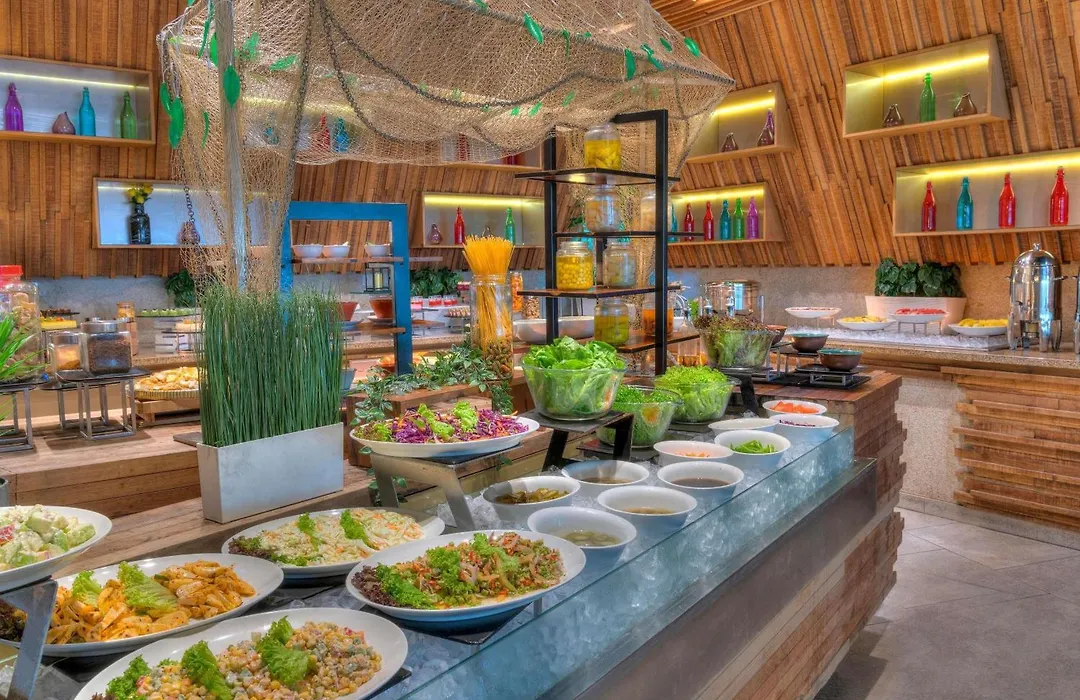 Movenpick Hotel & Convention Centre Klia-1